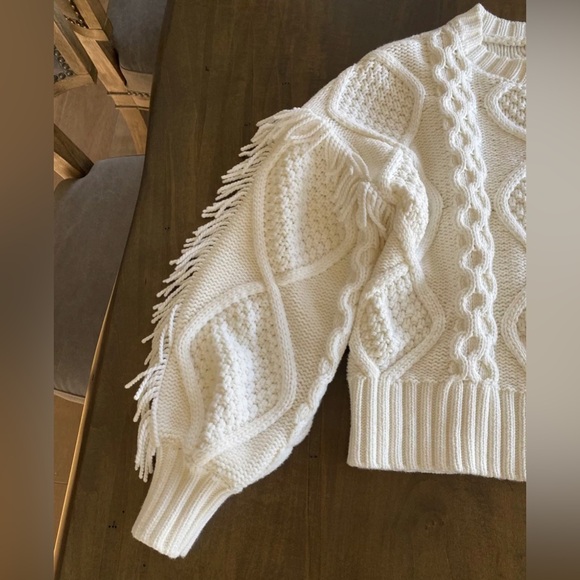 Line & Dot Jasper Fringe Sweater
Cable Knit Cropped Heavy Ivory Western BOHO - Picture 5 of 8